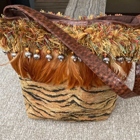 Unbranded  Vintage Leopard Print and Feather Tapestry Shoulder bag - Picture 7 of 7
